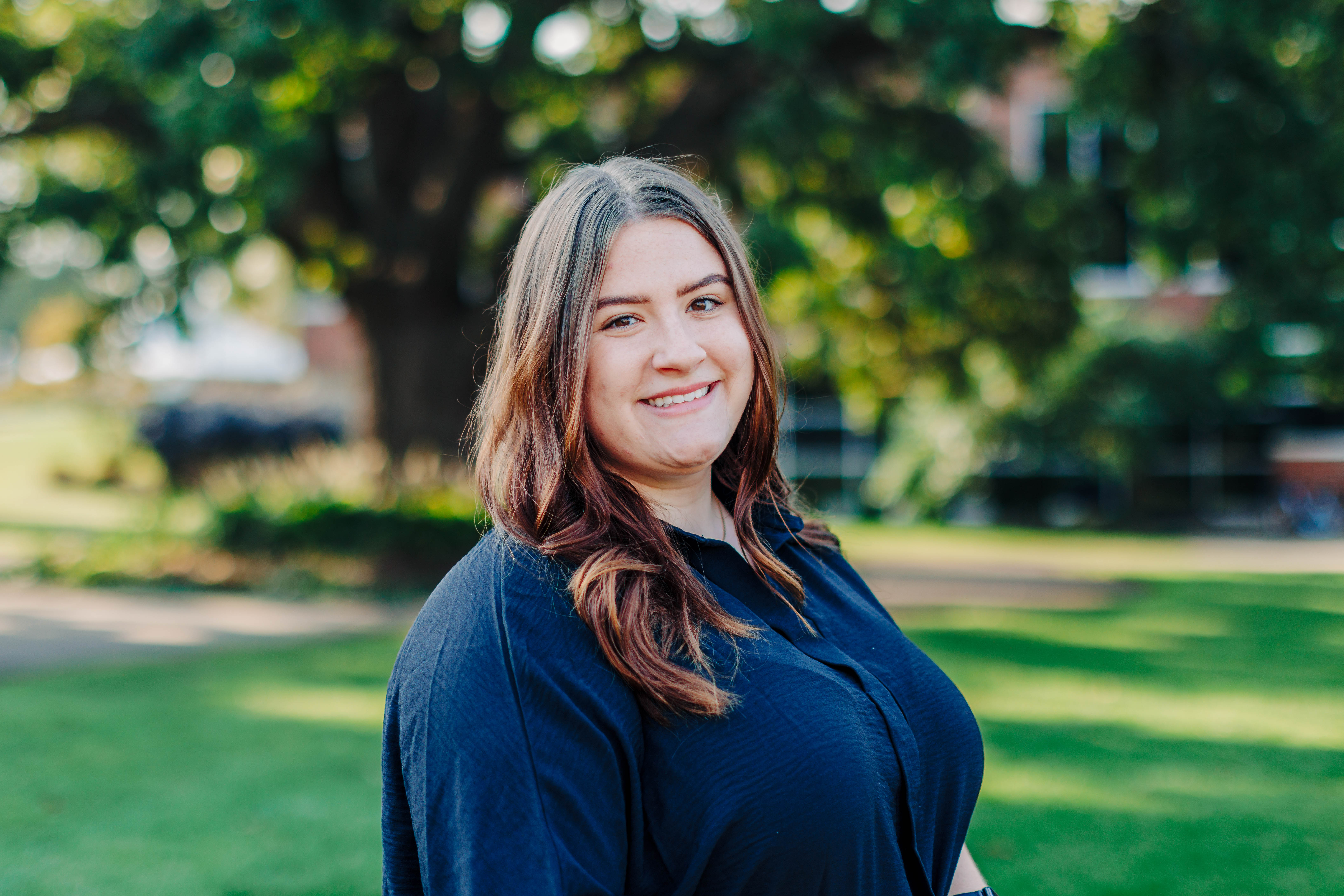 Headshot of Lauren Hendricks